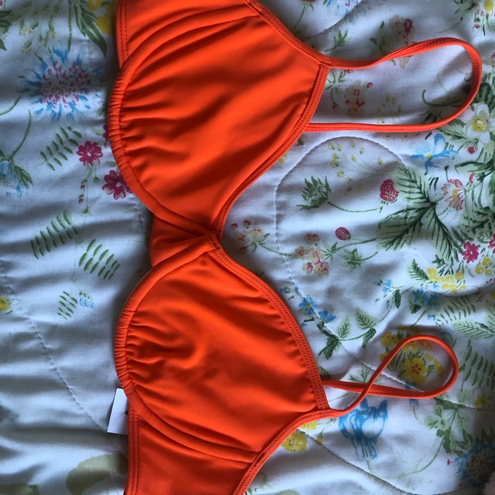 TOP AND BOTTOM Orange Pacsun Swim Suit